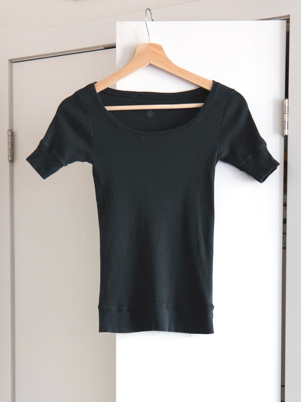 Brandy Scoop Neck Short Sleeve